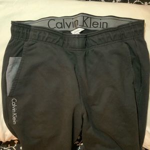 Joggers Calvin Klein size small